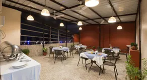 Hotel Kingston Park near Ganga Ram Hospital - Image 3