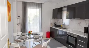 Golden House close to Athens airport - Image 3
