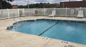 Golden Isles Inn & Suites Brunswick South - Image 3