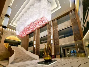 Grand Skylight International Hotel Zunyi - Image 2
