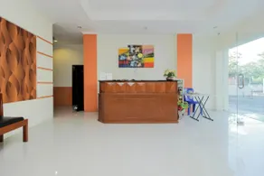 RedDoorz Near Jalan Jendral Sudirman - Image 3