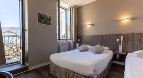 Hôtel Café les Fleurs - Image 2