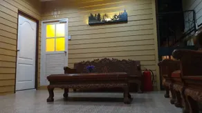 Papermoon Guesthouse - Image 2
