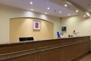 Home Inn Shanghai Hongqiao International Airport T1 - Image 3