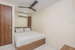 Uma Residency - Chakala - Image 5