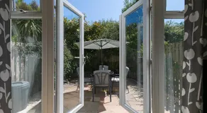 Honeysuckle Cottage, Lelant - Capacidad 4 - Se aceptan mascotas - Estacionamiento para un auto - Image 3