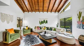 Home in Miami - Image 3