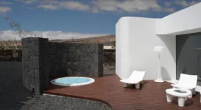 VULKANO Villas - Image 4