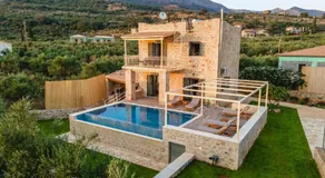 Nora's Villa - Image 2