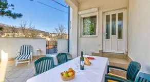 Seaside Guesthouse by JR City Apartments - Image 5