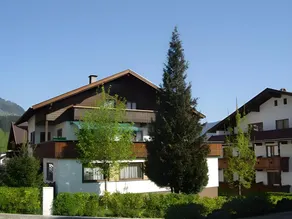 Apart Ritzl - Image 5