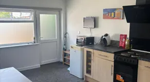 The Cheriton - next to hospital, fast wifi - Image 5
