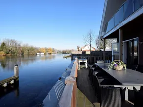 Luxurious Villa with Private Garden in Kaag - Image 2