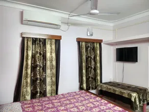 Roy Guest House - Image 3