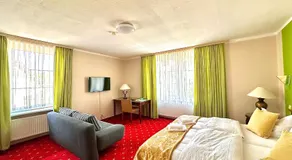 Parkhotel Sonne - Image 2