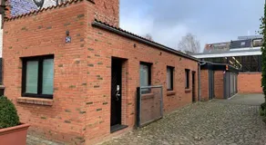 Cosy Studio with Private Parking - Image 4