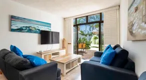 Breakers Resort Apartments - Image 2