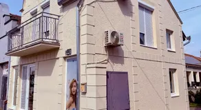 Lucid Apartment 1 - Image 5