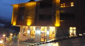 Yedigoller Hotel & Restaurant - Image 5