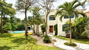 Luxury Villa in Playacar - Image 3