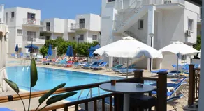 Sweet Memories Hotel Apts - Image 3