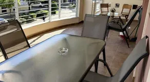 Sparta Central Apartment with Free Parking - Image 3
