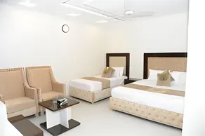 Park View Hotel Gulberg - Image 3