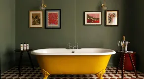 The Bull Hotel - Image 2
