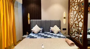 Vaelora Stay - Luxury Studio - Image 2
