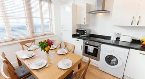 Farringdon Apartments - Image 4