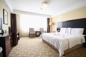 Golden Holiday Hotel - Image 2