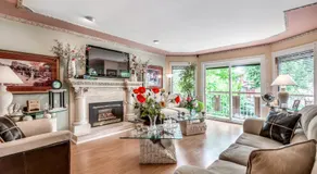 Diana's Luxury Bed and Breakfast - Image 2