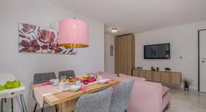 Modern Apartments Elle Malinska - Image 2