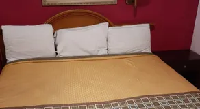 Travelers Lodge - Image 5