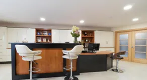 Broc House Suites - Image 3