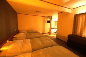 Alphorn Healing Cloudy Hot Spring Inn - Image 3