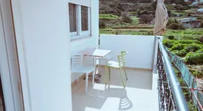 Sun Βy Τhe Sea 100m from the beach - Image 3
