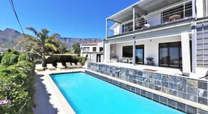 8 on Upper Bloem - Image 3