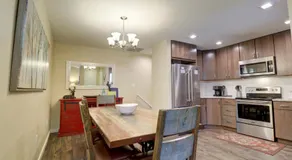 201 Point Drive condo - Image 2