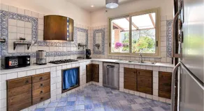 Stunning Home In Terrasini - Image 2
