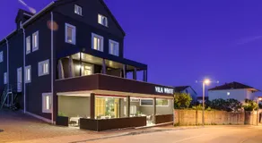 Vila White - Image 2
