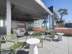 Bright 1-Bedroom Escape with Private BBQ - Image 4