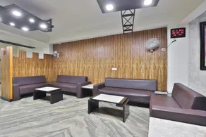 OYO 28448 Tree Top Residency - Image 5