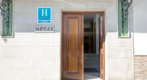 Hotel Arcco Ubeda - Image 4