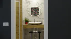 LH Guest House - Image 2