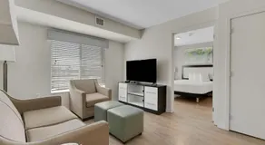 Simplicity At the Rim 1302 I Comfy 3 Bed 2 Bath - Image 2