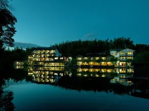 Chen's Courtyard Peninsula Courtyard Hotel - Image 4