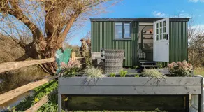 Salthaven Shepherds Hut - Image 4