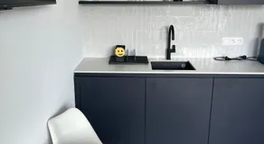 Business Accommodation 'Urban Living' Intimate - Image 5