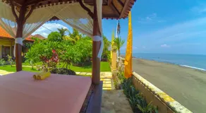 Ocean Beachfront Villa Dini - Image 2